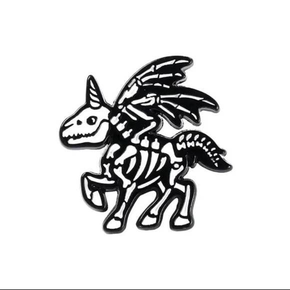 4 piece set black skull Gothic Style fish dog enamel pin brooch charm purse bag - Picture 6 of 8